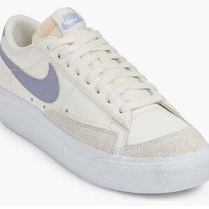 Nike Blazer Sneakers